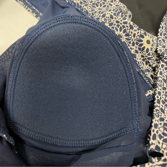 Niptuck Onepiece Bathing Suit Size 4 Crisscross Ruffle Top Navy Patterned Swim - Picture 6 of 8